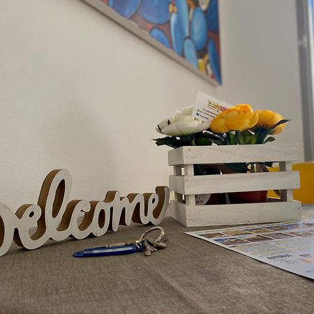 팔레르모 A Casa Di Alex 아파트 외부 사진